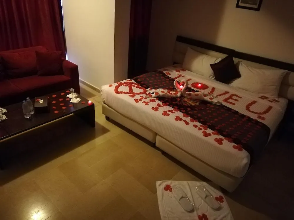 Bliss 3000 Furnished Studios 베이루트 3*,