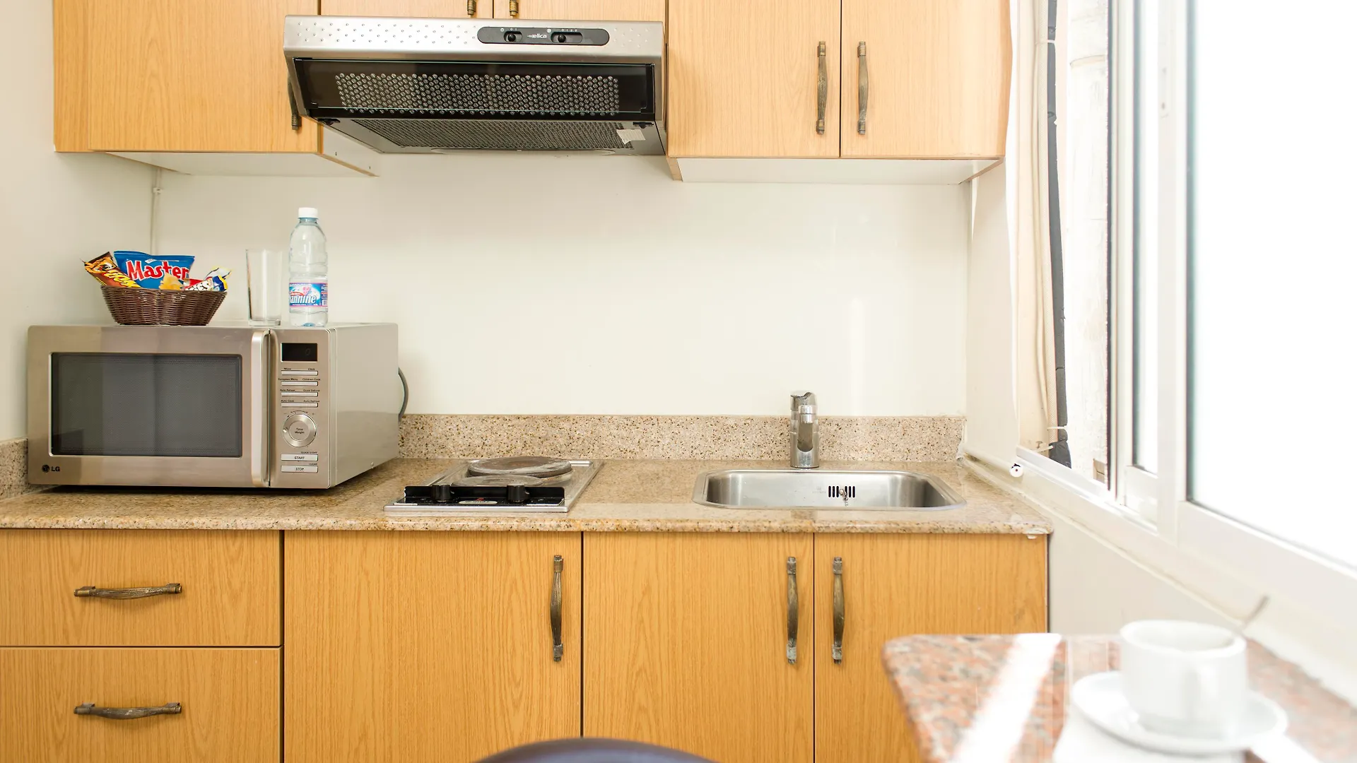 Bliss 3000 Furnished Studios 베이루트