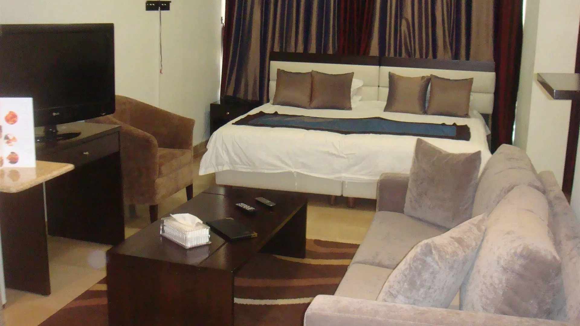 Bliss 3000 Furnished Studios 베이루트